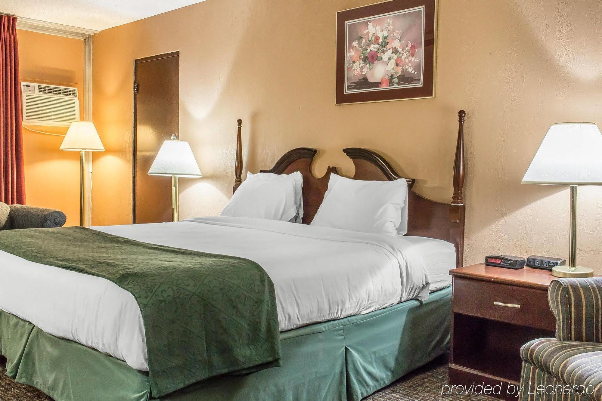 Fairbridge & Poconos Hotel