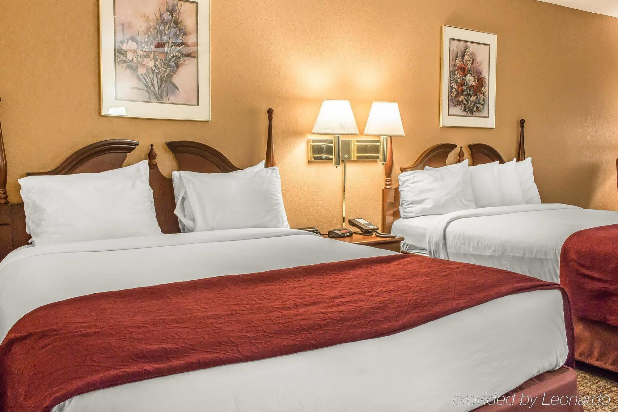 Fairbridge & Poconos Hotel 3*